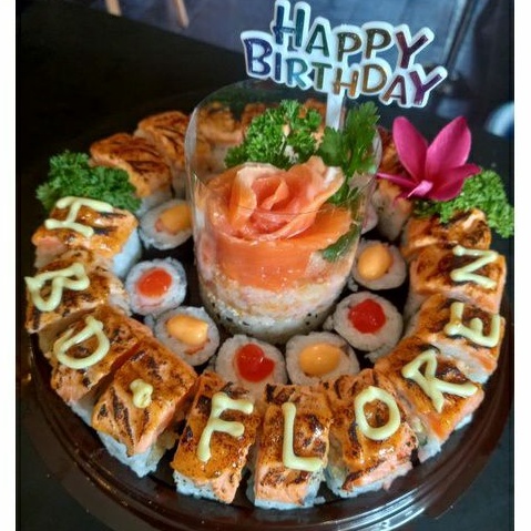 

Kue Sushi Halal Mentai Bakar dan Fresh Salmon