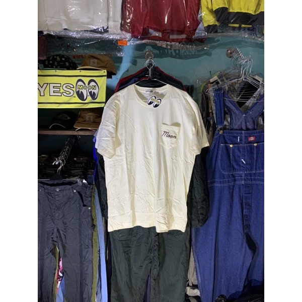 Mooneyes pocket tshirt NEW