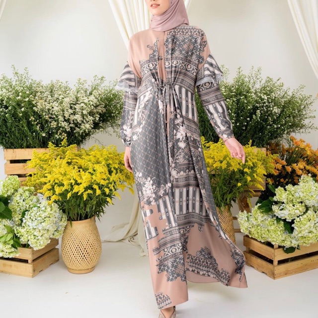 ❌SOLD❌Jeumpa kaftan wearing klamby