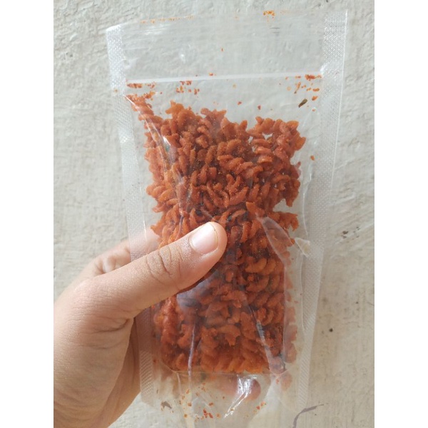 

makroni spriral pedas daun jeruk
