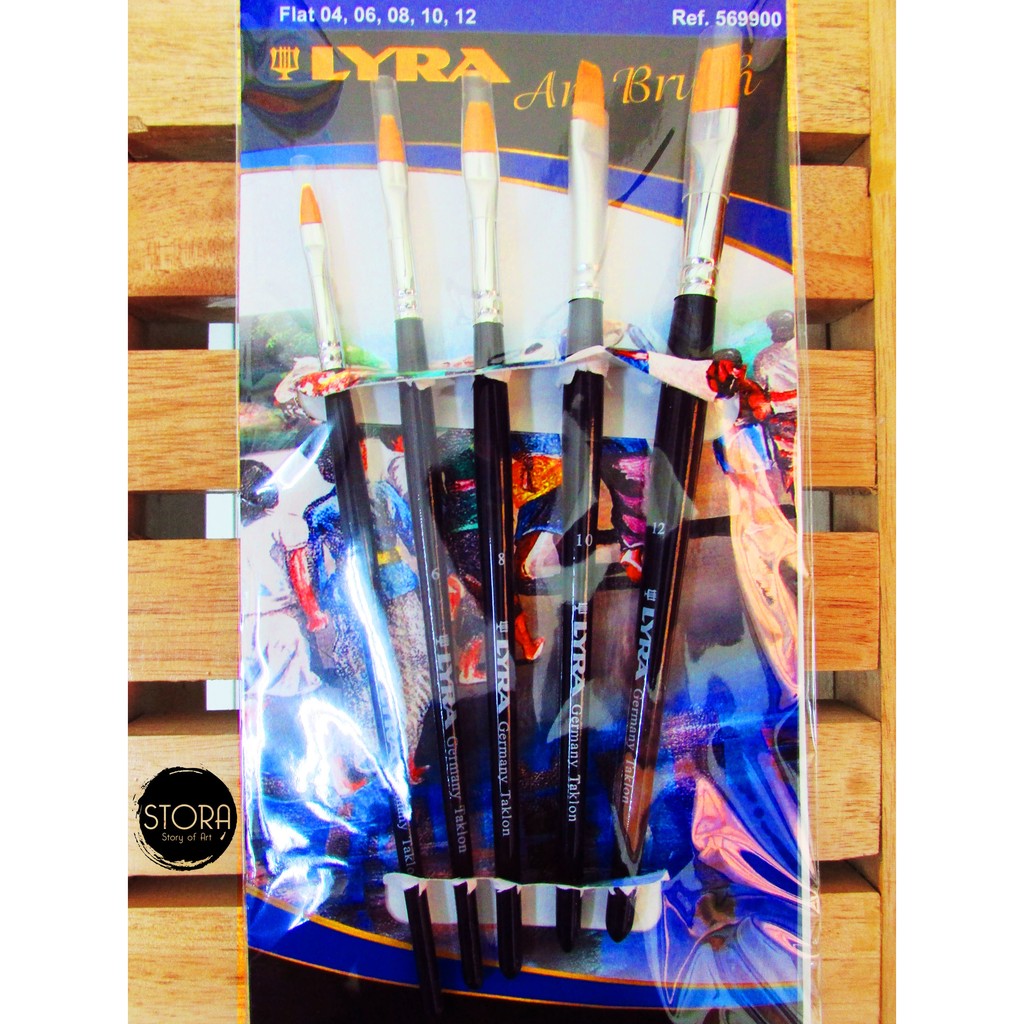 

Lyra Giotto Brush Set Flat 5 Pcs Isi 04 06 08 10 12