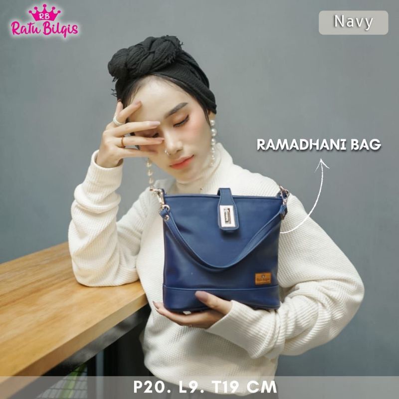 TAS SELEMPANG RAMADHANI BY RATU BILQIS BAHAN CHOCOLY ANTI AIR