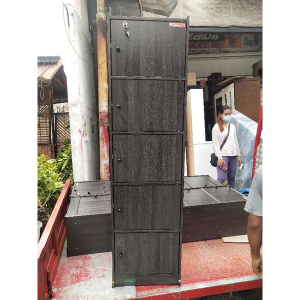 RAK SERBAGUNA PINTU KUNCI LEMARI 1PINTU.