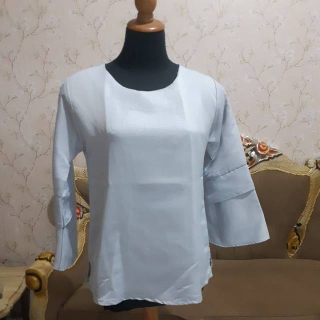 Jual : Blouse / blus wanita warna biru muda