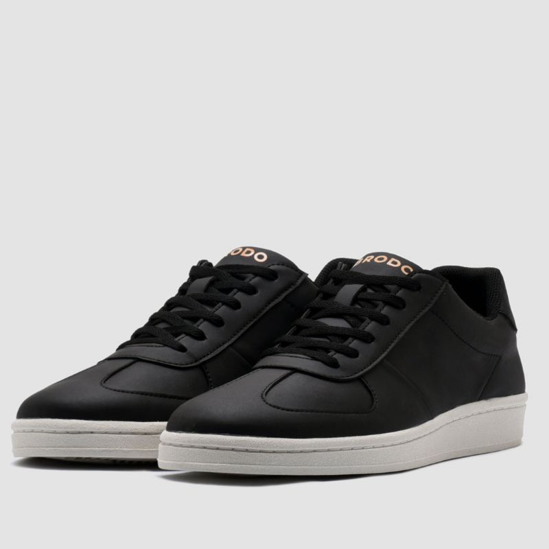 Brodo - Sneakers Trainer Black OW