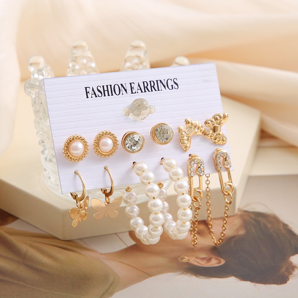 Set Anting Hoop Desain Kupu-Kupu Hati Kristal Mutiara Bahan Resin Untuk Wanita