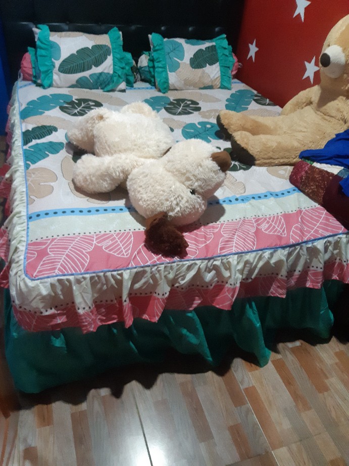 Sprei Rumbai Susun Hello Kitty