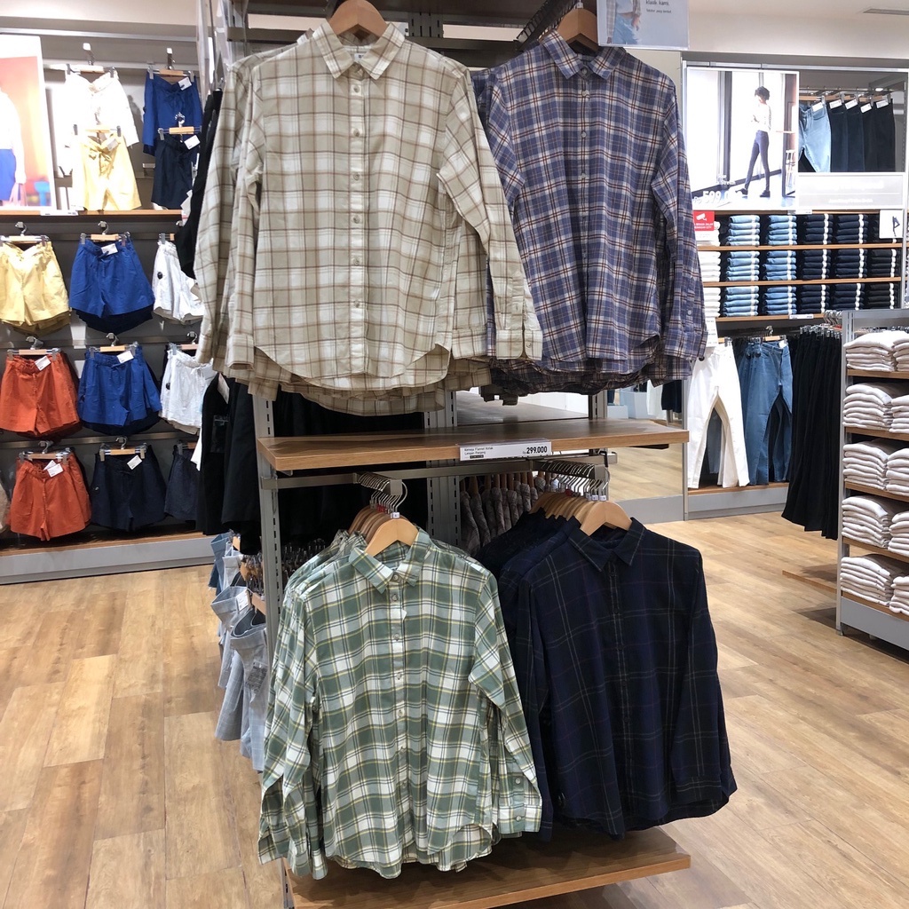 Kemeja Flanel Kotak-Kotak Uniqlo Women | Jastip Uniqlo