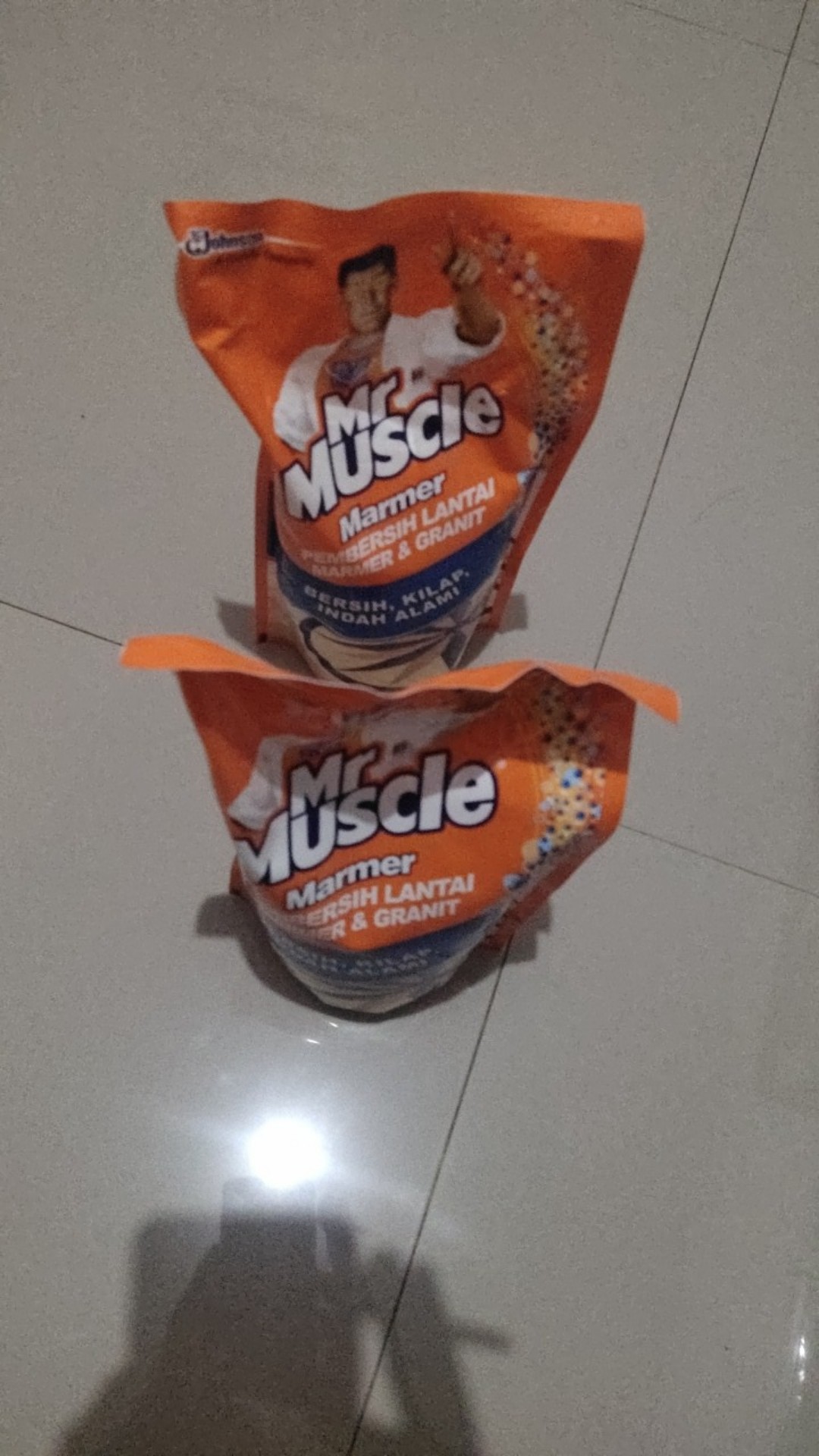 Mr Muscle Pembersih Lantai Marmer & Granit Pouch 800ml