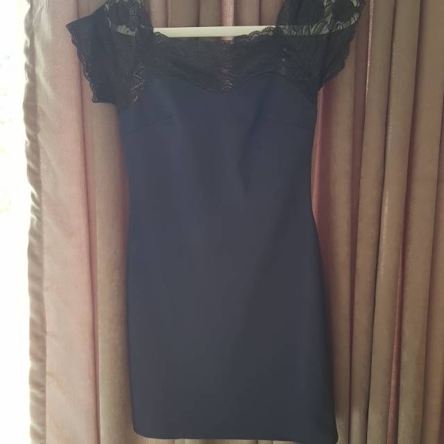 Dress bodycon brukat preloved second mini