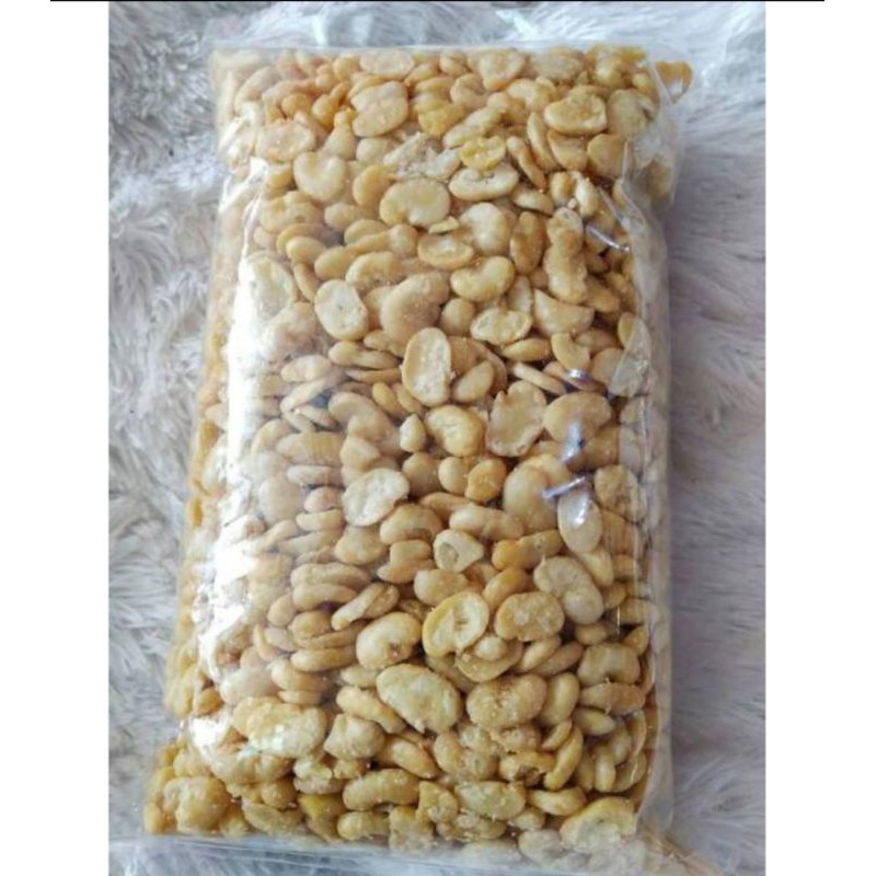 

kacang koro kupas Ori dan Koro kupas balado 500g | snack kiloan