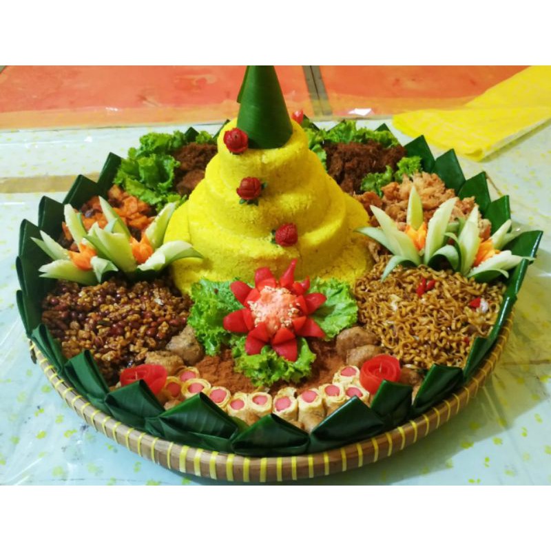 

tumpeng nasi kuning 700K