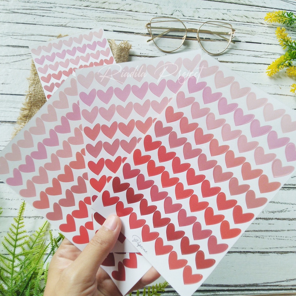 

FULL COLOR STICKER BENTUK HATI / STICKER HEART