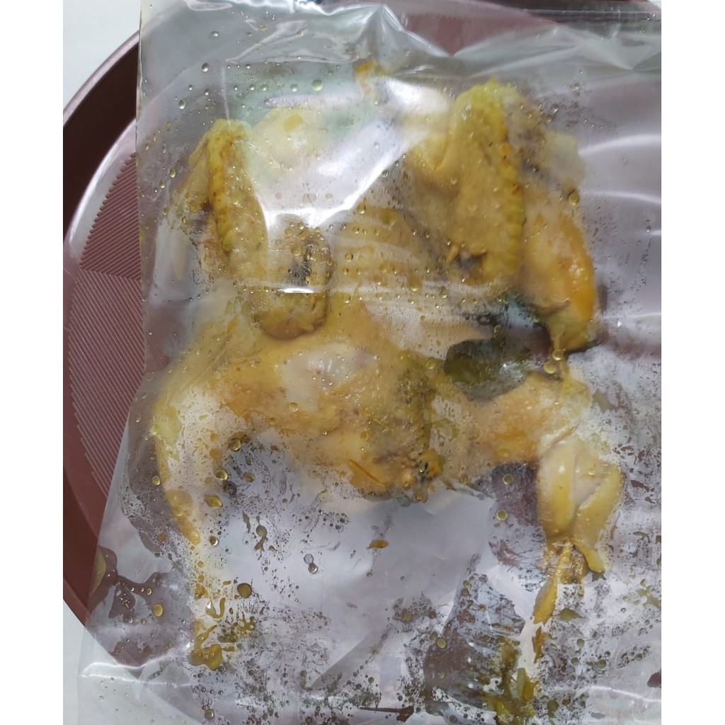 

Ayam kuning - Ayam ungkep Ukuran 500 ~ 600 Gr