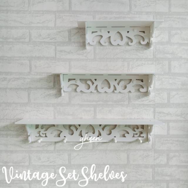 Vintage Set Shelves