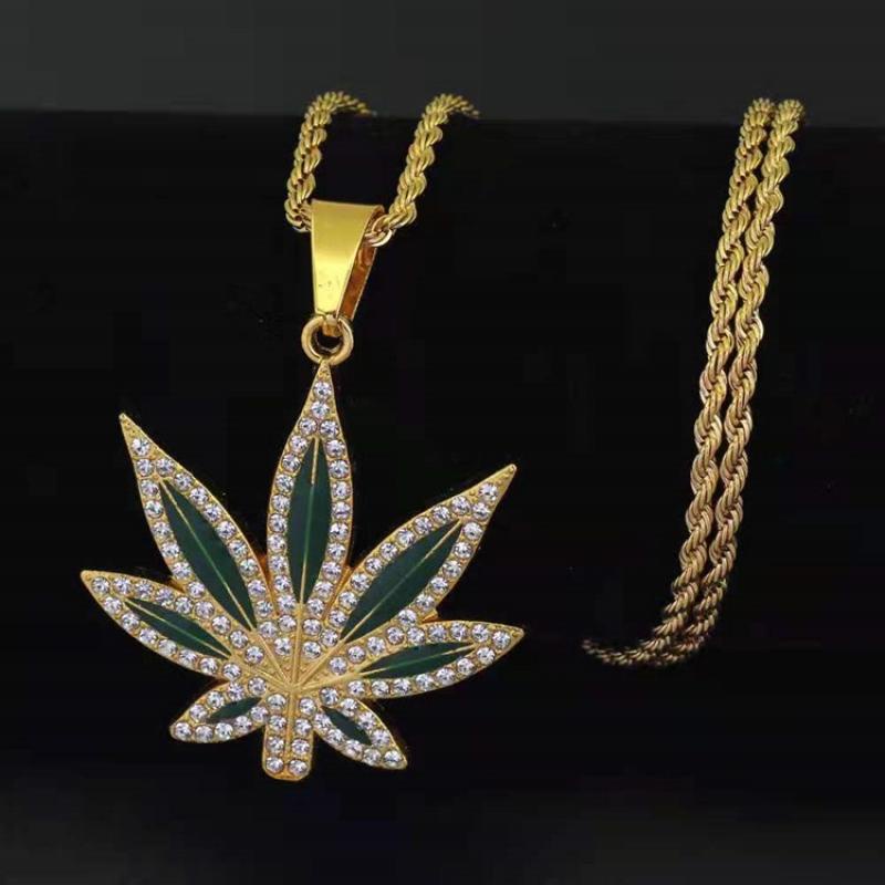 Kalung Liontin Daun Maple Lapis Emas 18K Aksen Zircon Gaya Hip Hop Untuk Pria Dan Wanita