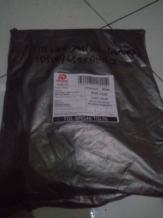 Batik Couple Keluarga Sania Ruffle Ori Ndoro Jowi Dnt Sarimbit Batik Halus Motif Gurita Kuning