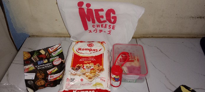 Teko Listrik / Heater Elektrik  2 Liter / Teko Pemanas Air / Mug Listrik / Teko