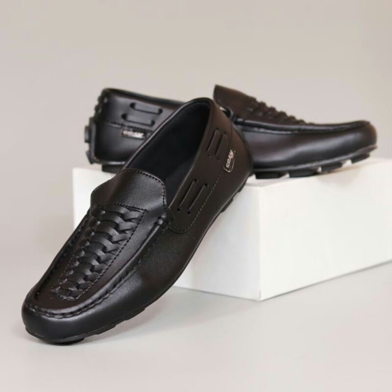 CERIS x COSTA BLACK - SepatuFormal Pantofel pria Resmi Formal Hitam Kulit Syntetis Casual Kasual Kantor Kuliah Gereja Pesta Kondangan Kerja PNS Guru - Sepatu Slip On Pria Mules Pansus Cowok Terbaru Murah Terlaris