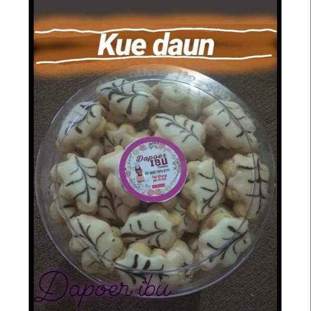 

Kue daun lebaran. Lembut dan manisnya pas tanpa pengawet