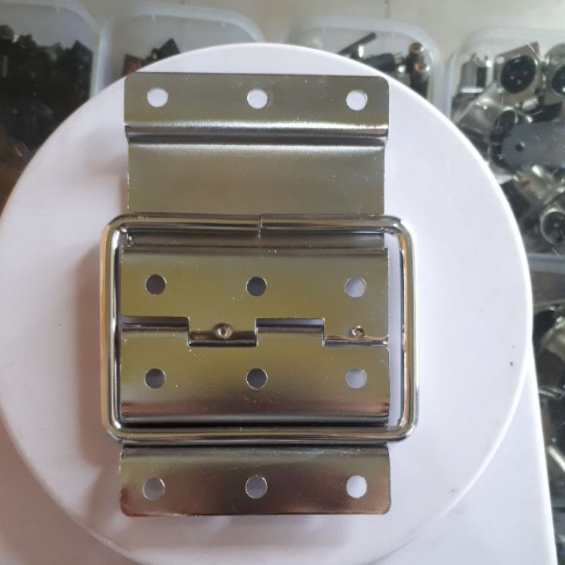 Engsel box hardcase power ampli/mixer