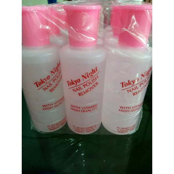 

pembersih kutek kuku kecantikan