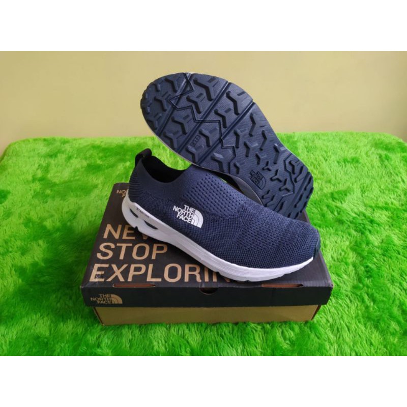 sepatu the north face casual