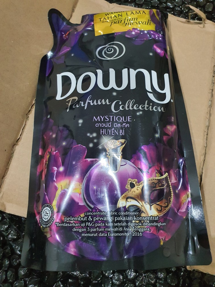 Downy Passion Pelembut Pakaian 680ml