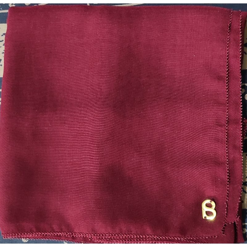 everyday scarf buttonscarves (preloved)