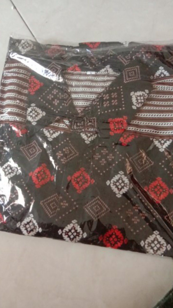 Batik Wajik ⚫hitam.risna 021 Hrb 022 .bosbatik By Semar