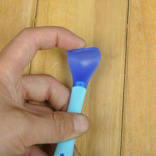 Set Sendok Makan Bayi Sensor Temperatur/Baby Safety Spoon Silicone Heart sensing