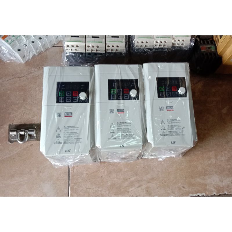 LS INVERTER LSLV0022M100-1E0FNS 200~240V 1Phase 4,5Kva