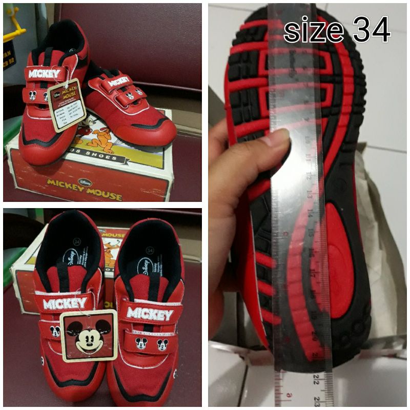 sepatu disney anak