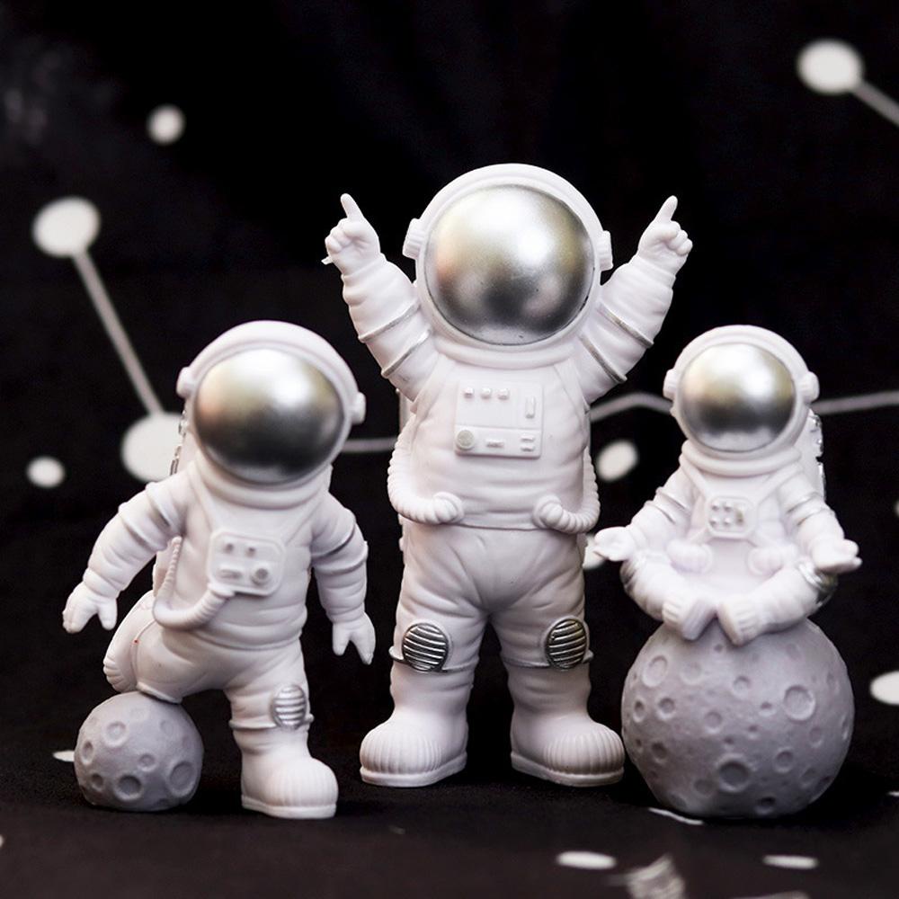 [Elegan] Astronot Figure Lucu 3pcs Spaceman Party Miniatur Anak Model Aksi