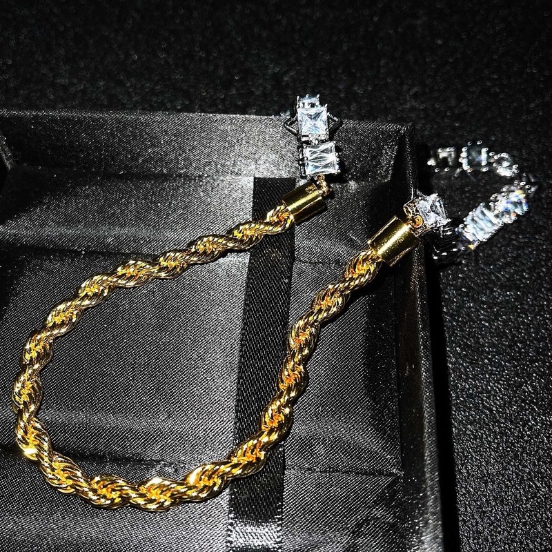 Fashion Creative Two-Color Electroplating Necklace High Carbon Diamond Heavy Industry Bracelet