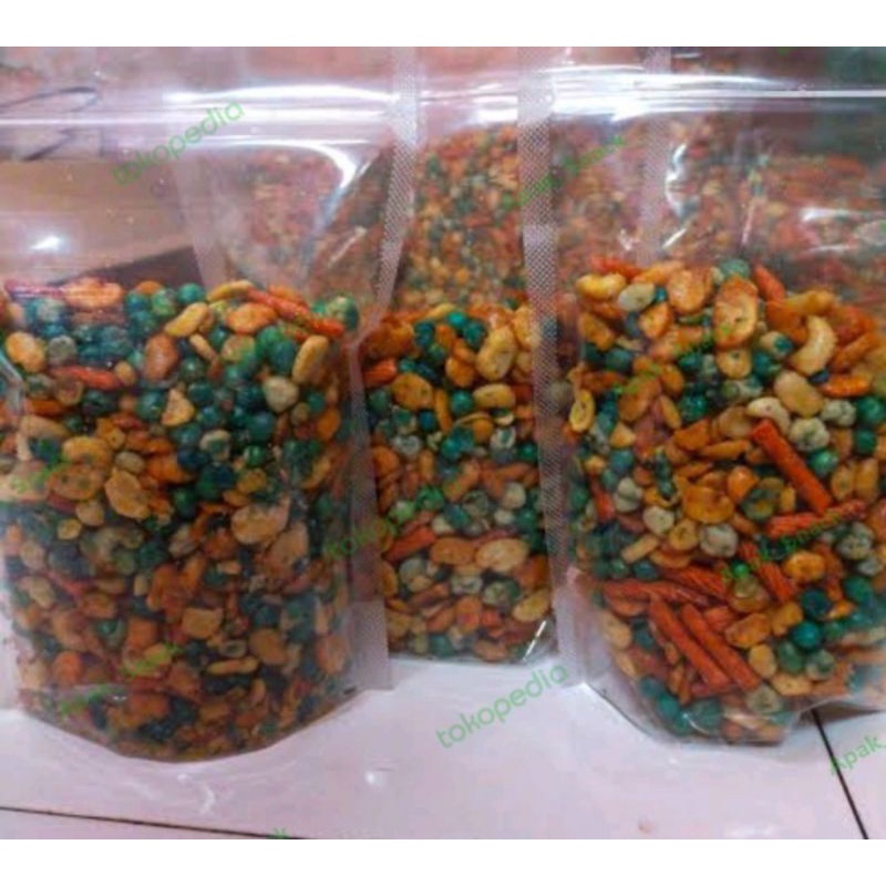

kacang campur 250gr