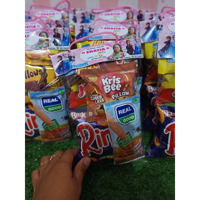 Paket Snack ultah / bingkisan snack ultah / goodibag snack/ snackultahmurah