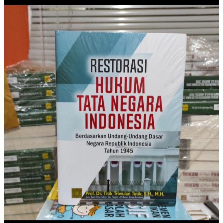 BUKU RESTORASI HUKUM TATA NEGARA INDONESIA. Original prenada