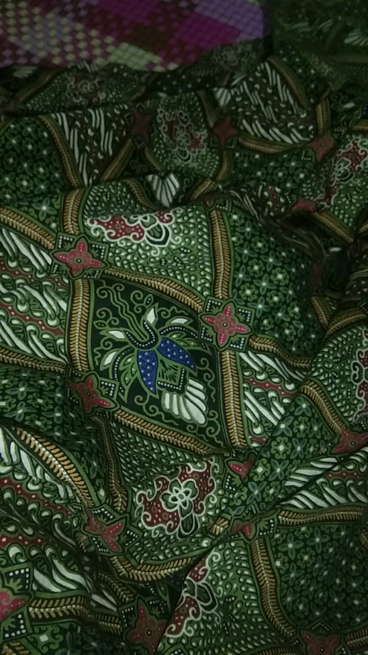 Batik Katun Solo Motif Gelombang Hijau (alta Moda)