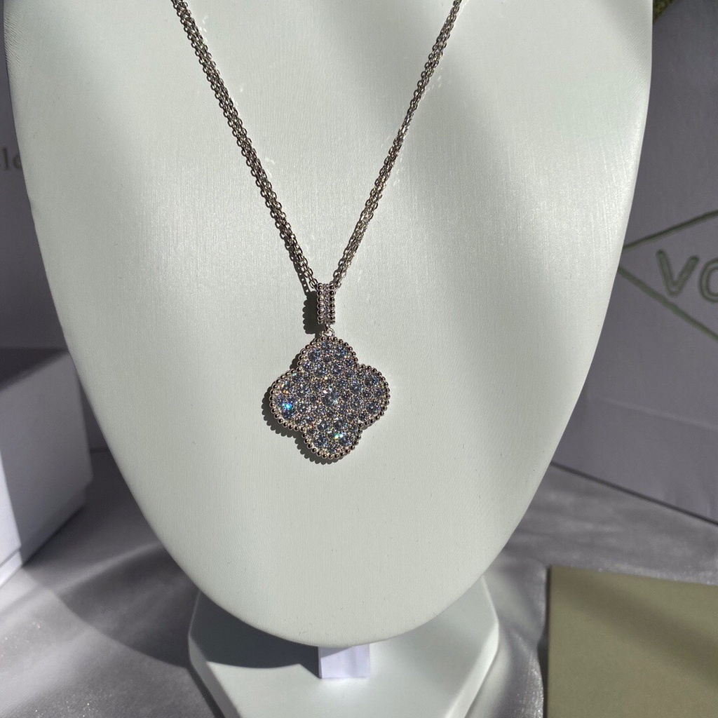 VCA four leaf grass Necklace Classic  Diamond element