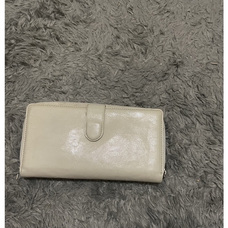 PRELOVED DOMPET WANITA WARNA PUTIH DOMPET LIPAT