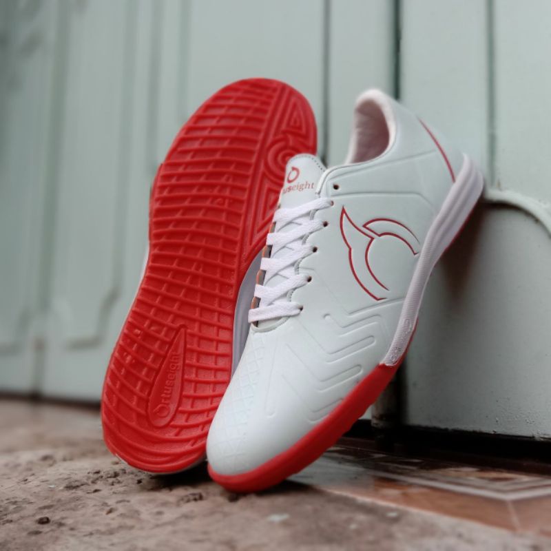 sepatu futsal sol tebal ortus force putih