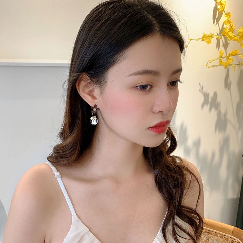 Anting Bunga Hitam Bulat Bola Kaca Bening Aksesoris Korea Wanita