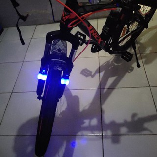  LAMPU  SEPEDA  LAMPU  SEPEDA  DEPAN BELAKANG Shopee  Indonesia