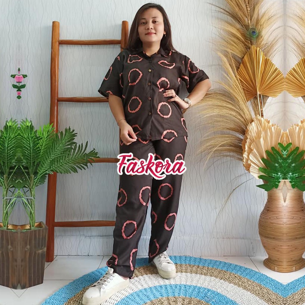 Kemeja Wanita Casual Lengan Pendek Murah / Kemeja Lengan Pendek Wanita Motif Sibori