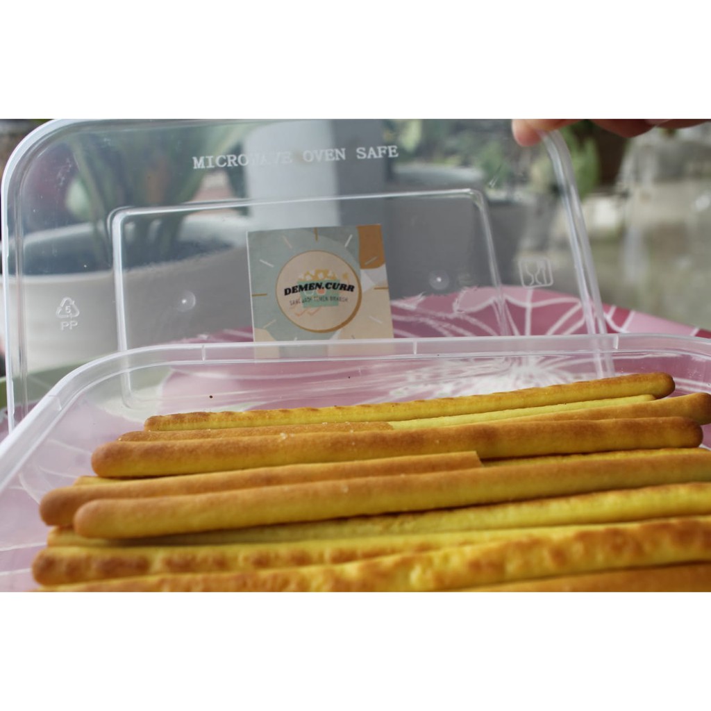 

Nyam-Nyam
