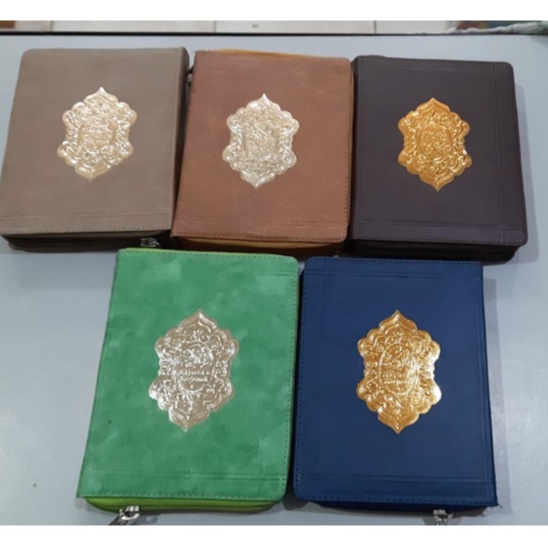 Kitab Quran AlQuran Mushaf Diponegoro Tajwid Warna dan Terjemahan Resleting Besar Murah di Makassar