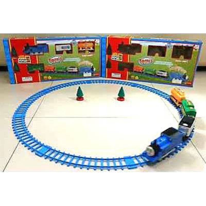 Kereta Thomas Asap Gerbong 4