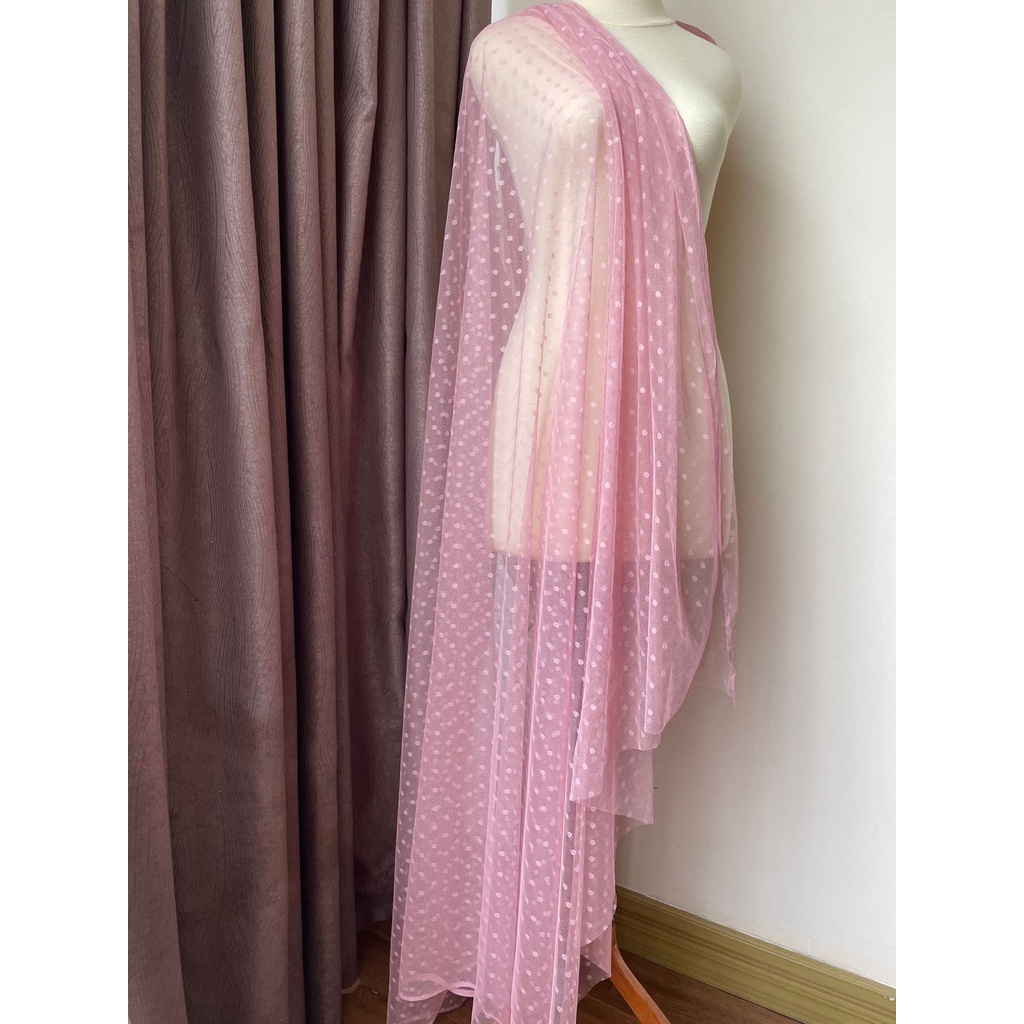 Bahan Kain Tile Tille Tule Tulle Dot Dotty Warna Dusty Pink Merah Muda