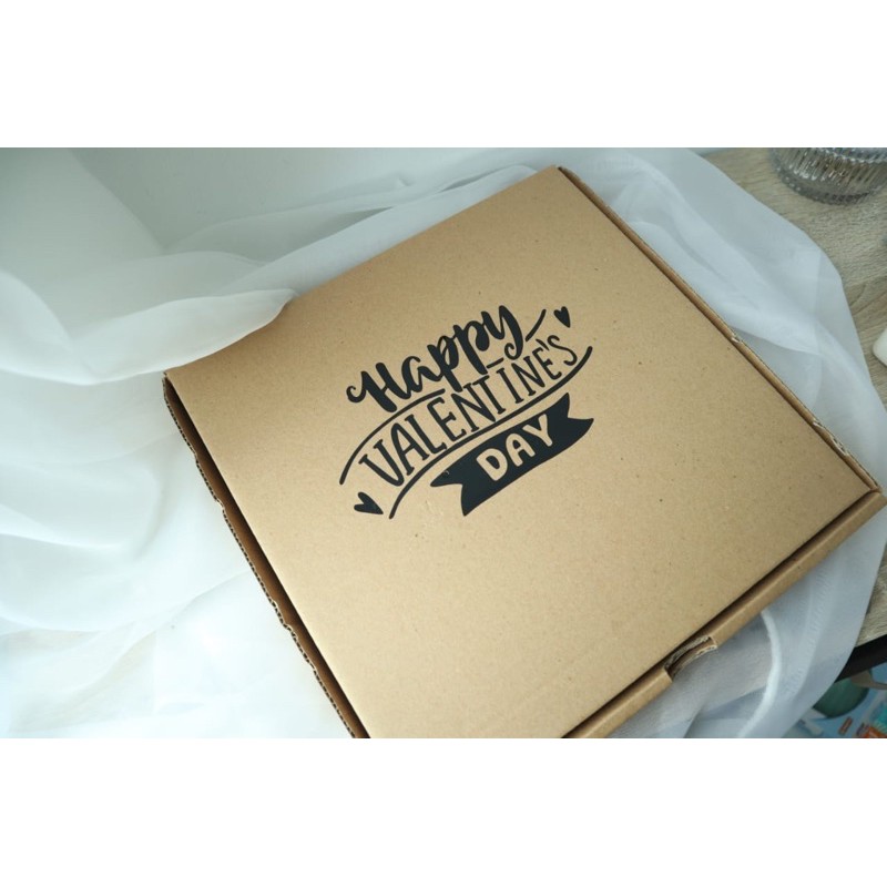 

BOX KADO VALENTINE PACKAGING ULANG TAHUN / KOTAK KADO / BOX UNTUK HAMPERS (GRATIS KARTU UCAPAN)